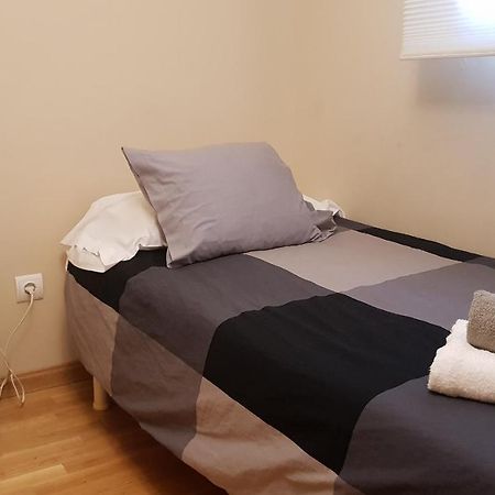 18 Torres El Pilar Apartment Zaragoza Luaran gambar
