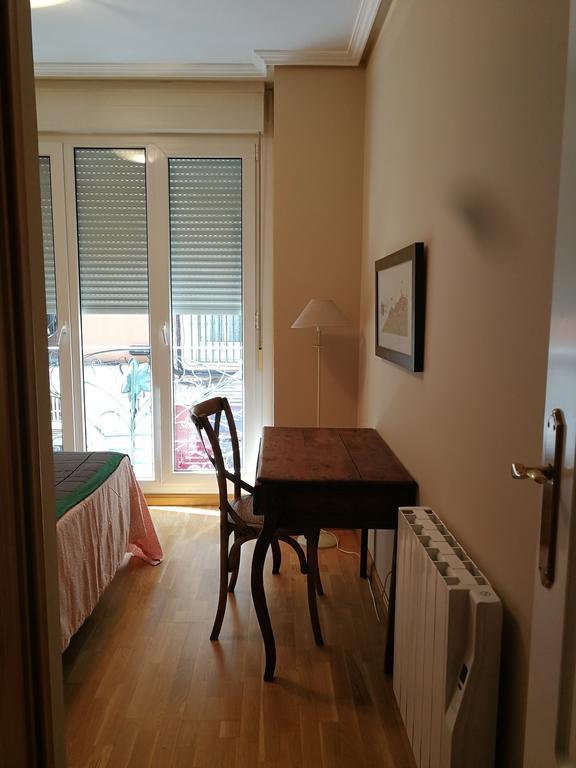 18 Torres El Pilar Apartment Zaragoza Luaran gambar